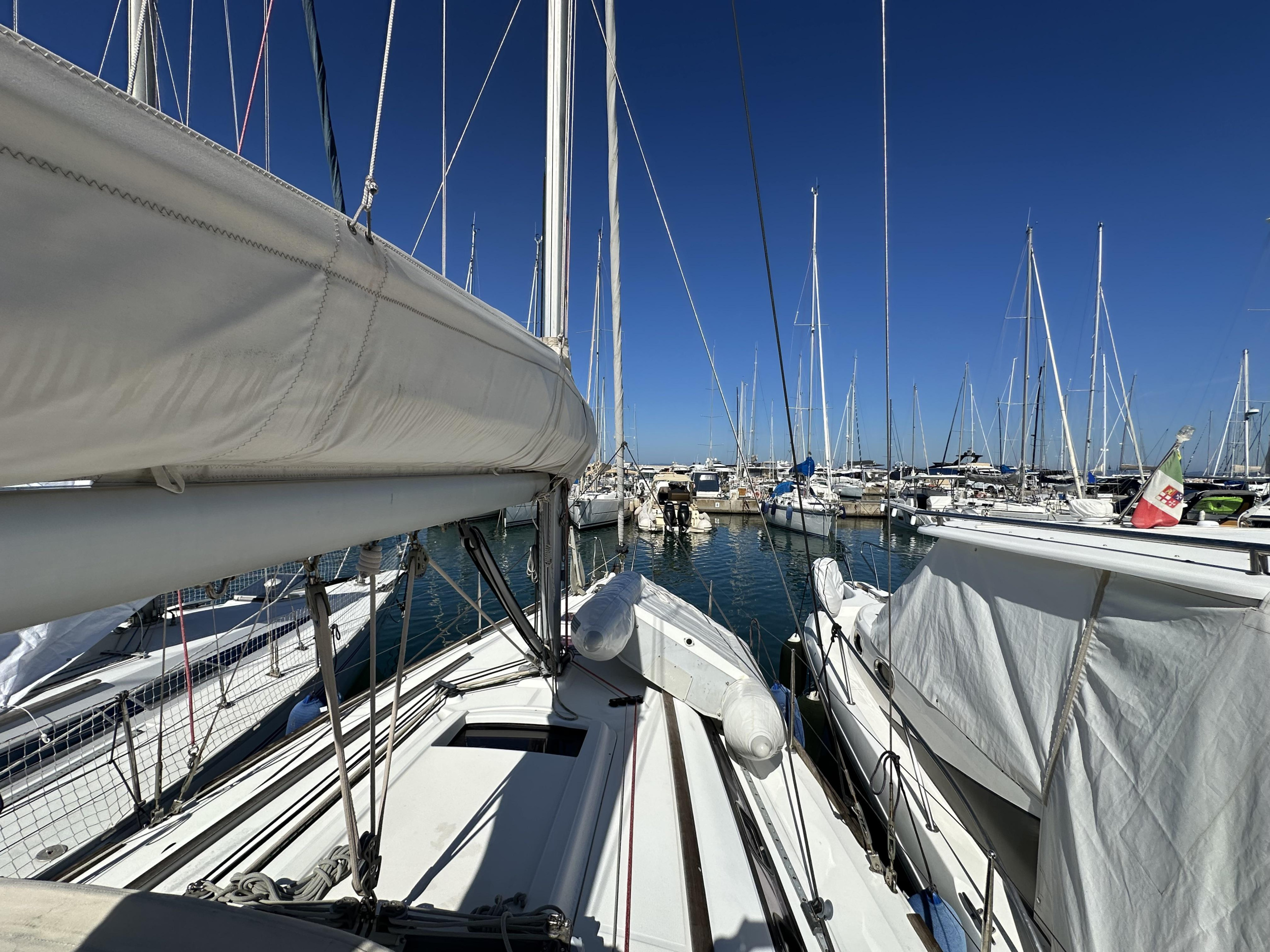 Oceanis 34 — photo 24