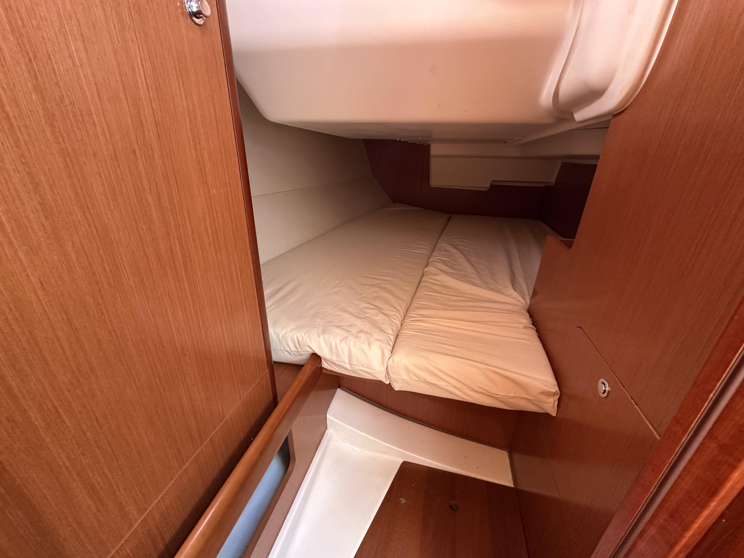 Oceanis 34 — photo 10