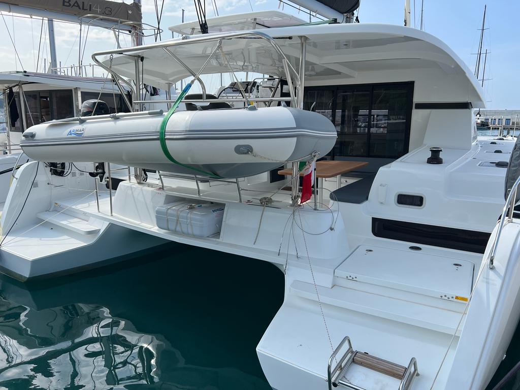 Lagoon 42 — photo 19