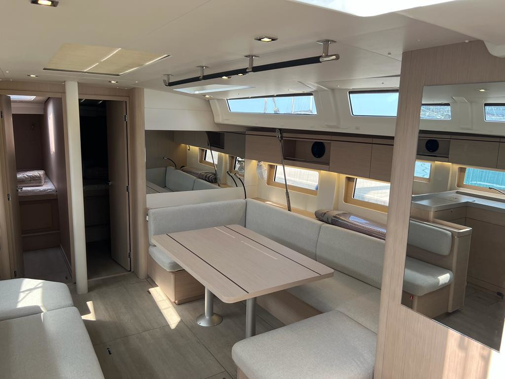 Oceanis 51.1 — photo 23