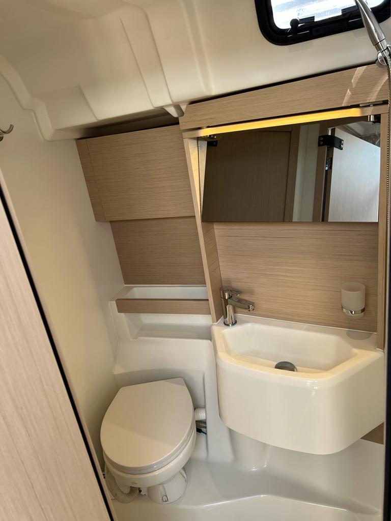Oceanis 51.1 — photo 17