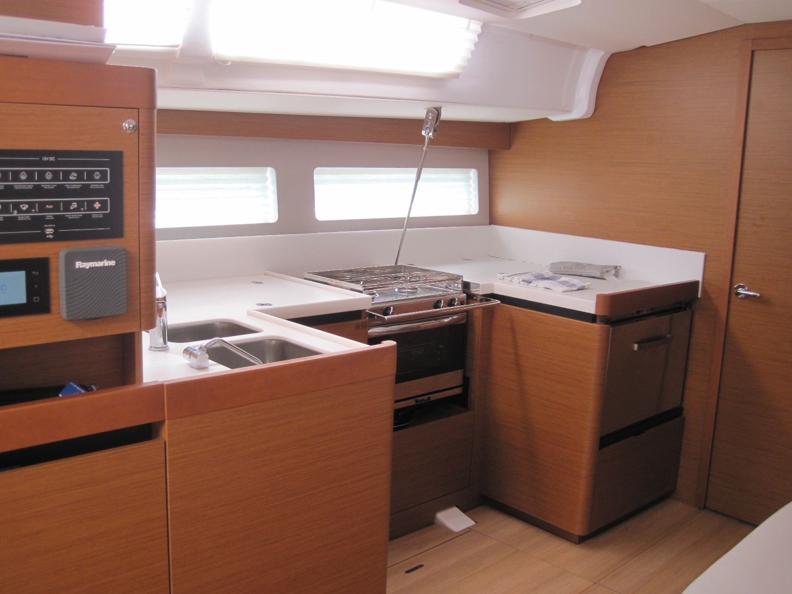 Sun Odyssey 490 — photo 18
