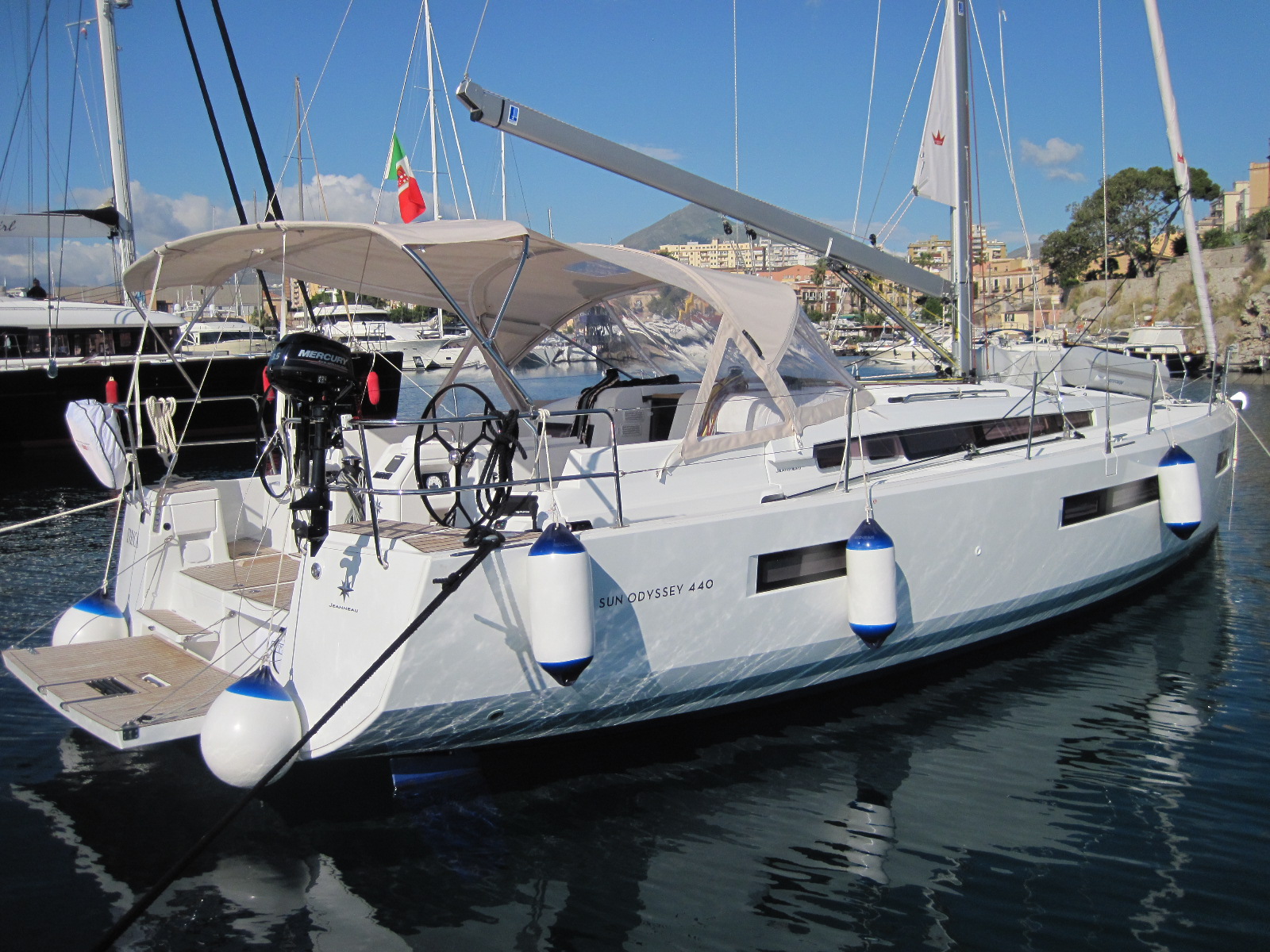 Sun Odyssey 440 — photo 35