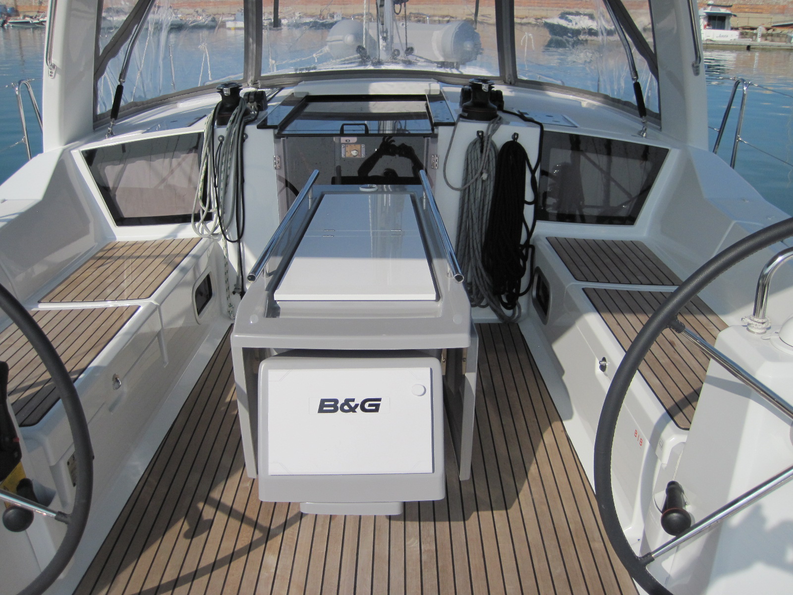 Oceanis 41.1 — photo 25