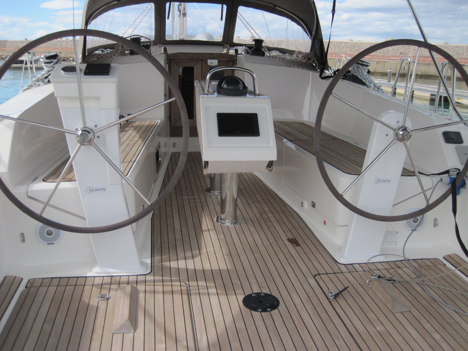 Bavaria Cruiser 41 — photo 11