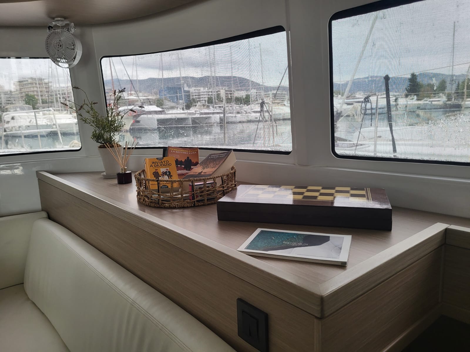 Lagoon 46 — photo 1