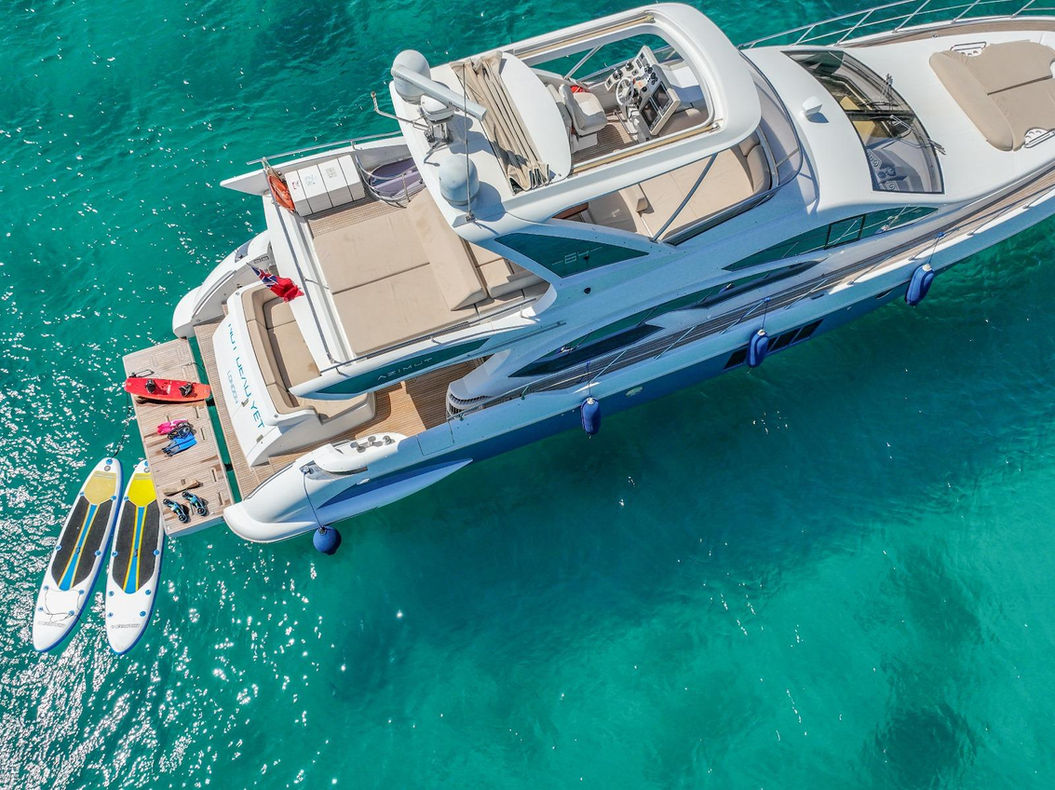 Azimut 64 — photo 4