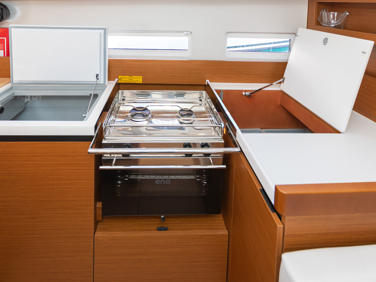 Sun Odyssey 410 — photo 17