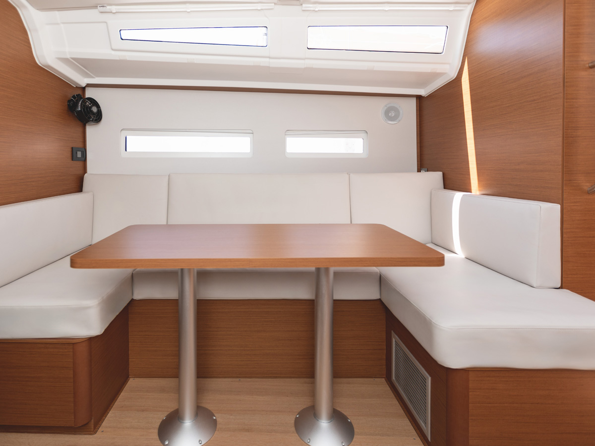 Sun Odyssey 410 — photo 12