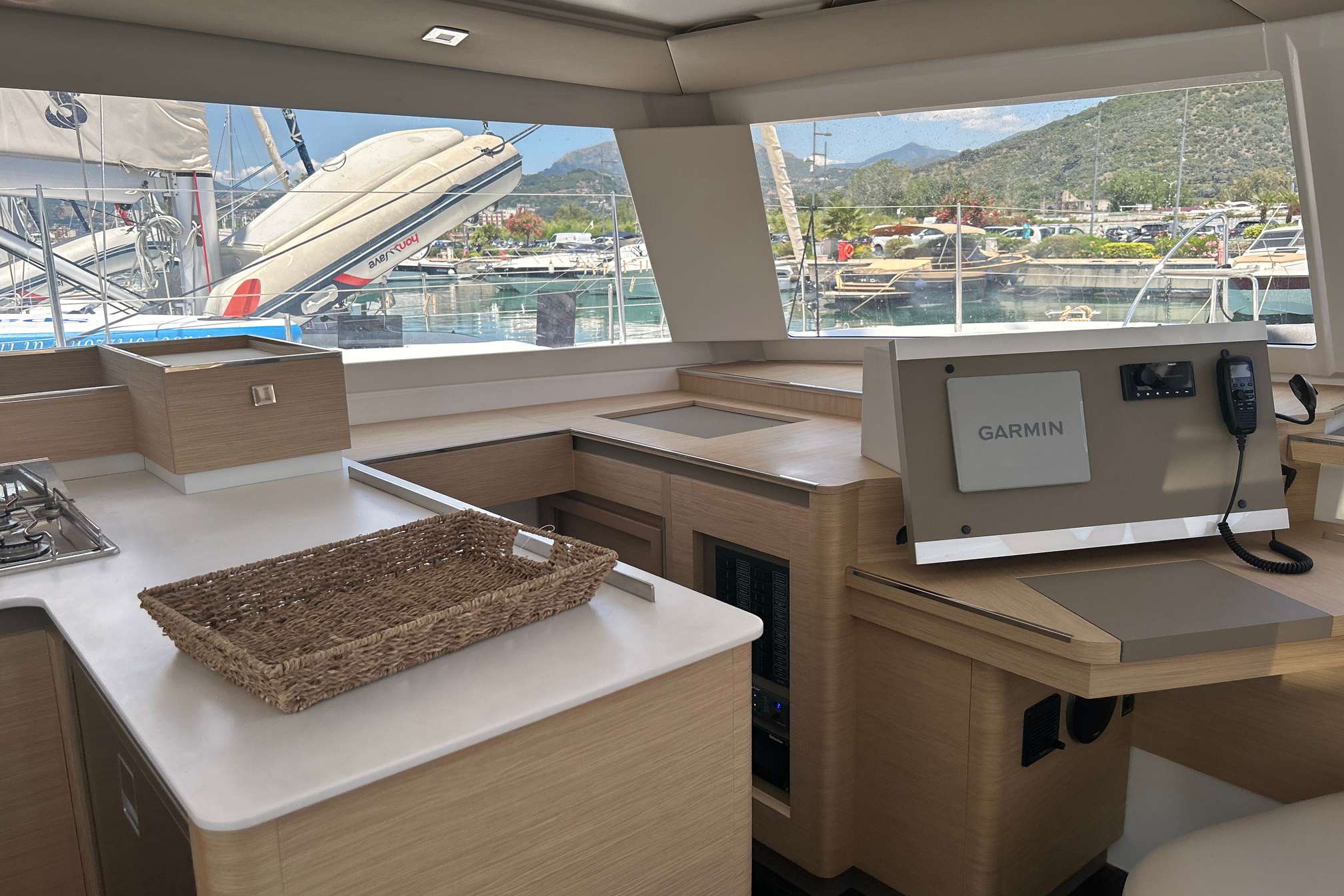 Fountaine Pajot Astrea 42 — photo 3