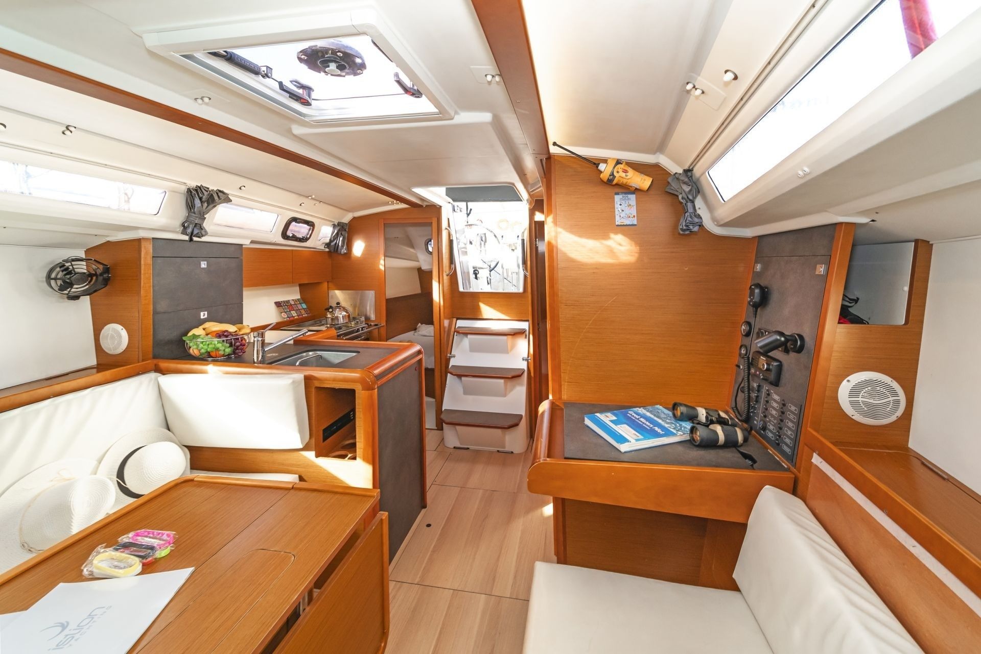 Sun Odyssey 349 — photo 4
