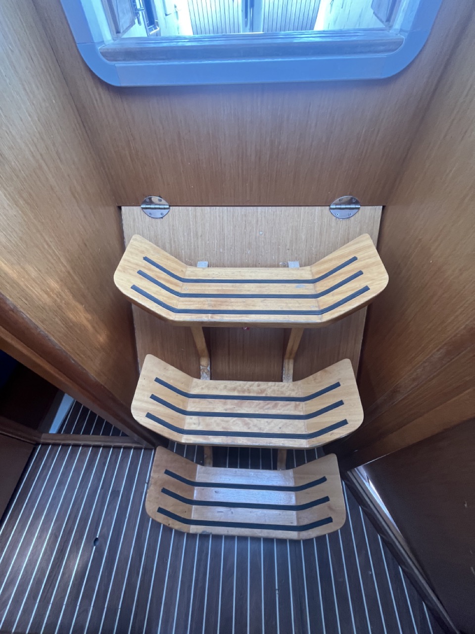 Bavaria Cruiser 34 — photo 13
