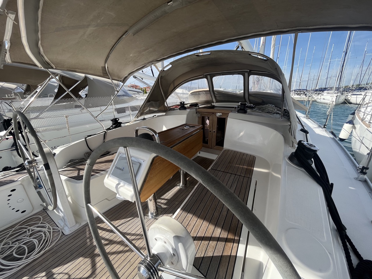 Bavaria Cruiser 37 — photo 6