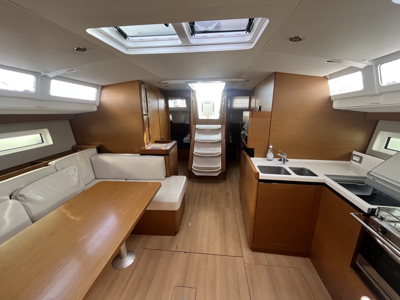 Sun Odyssey 490 — photo 8