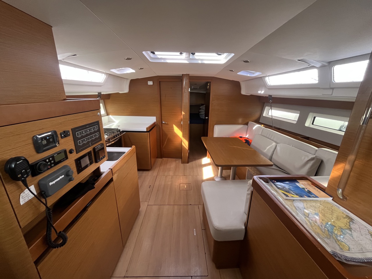Sun Odyssey 490 — photo 16