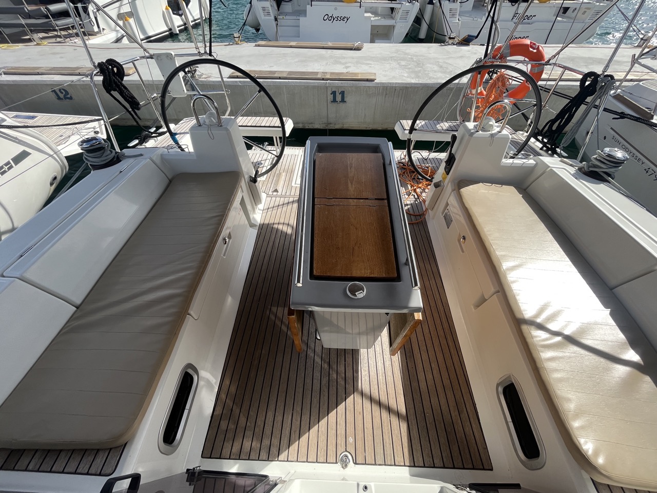 Oceanis 41.1 — photo 9