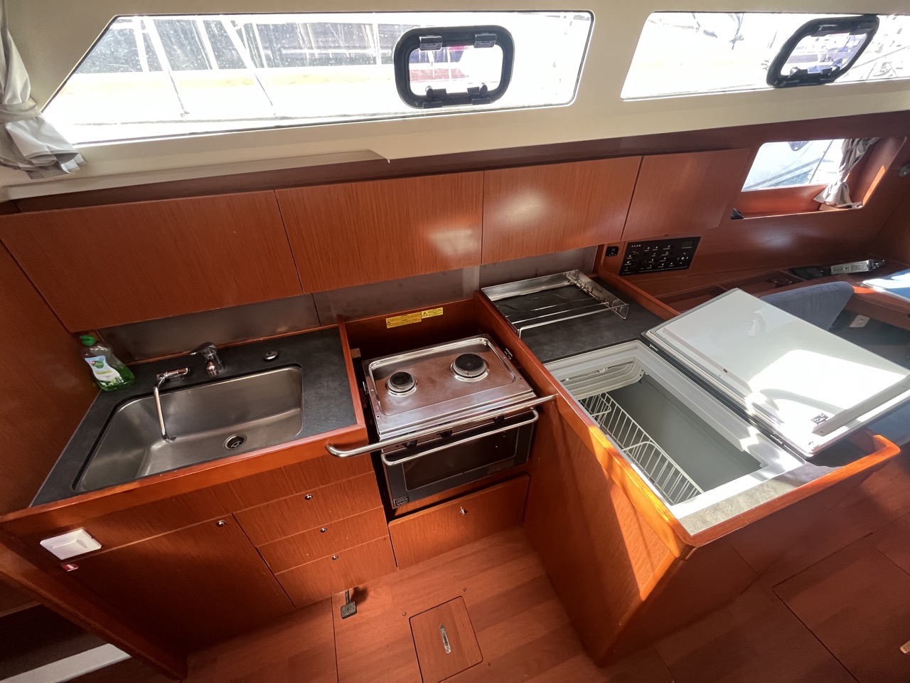 Oceanis 41.1 — photo 4