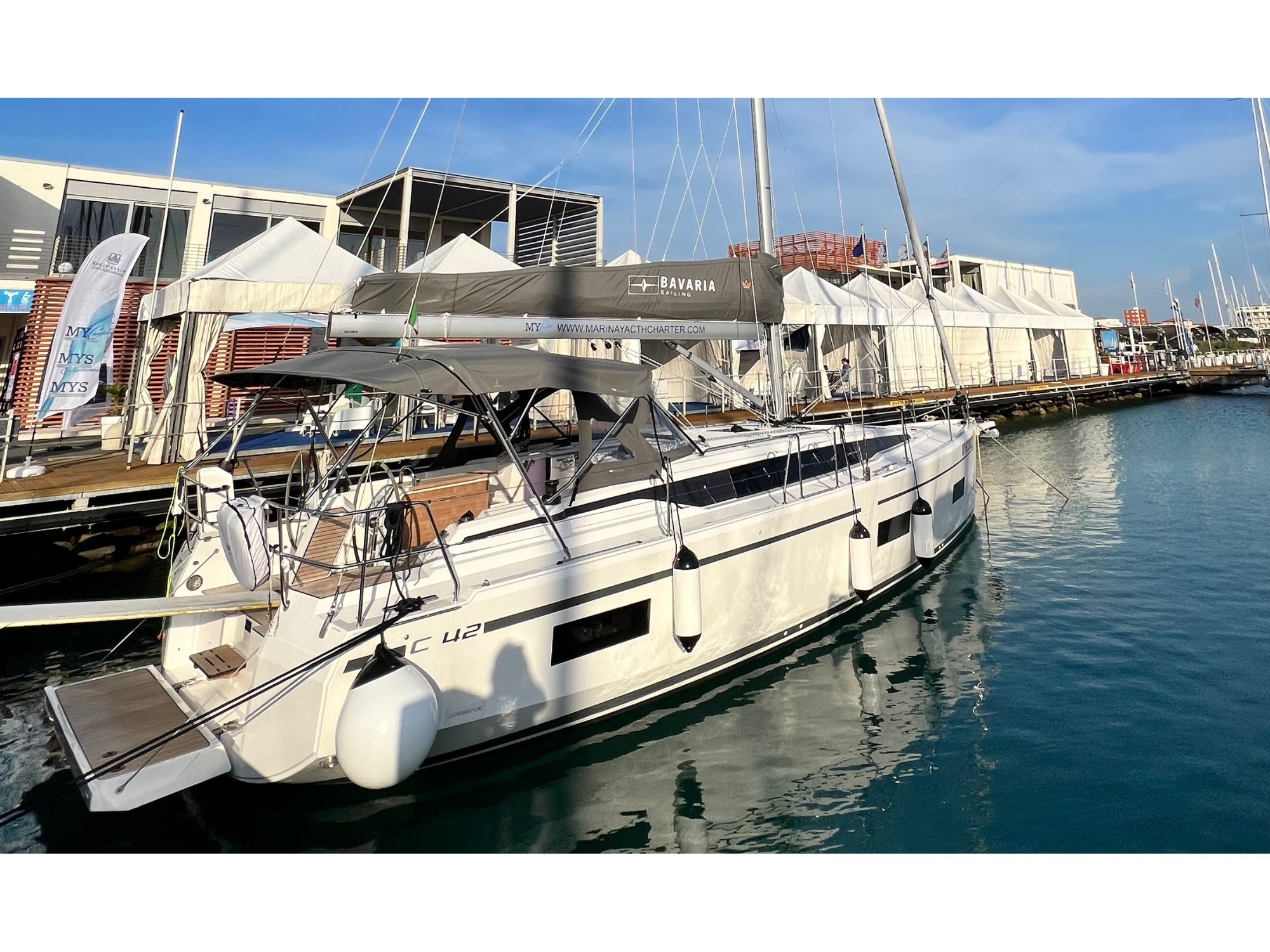 Bavaria C42 — photo 1