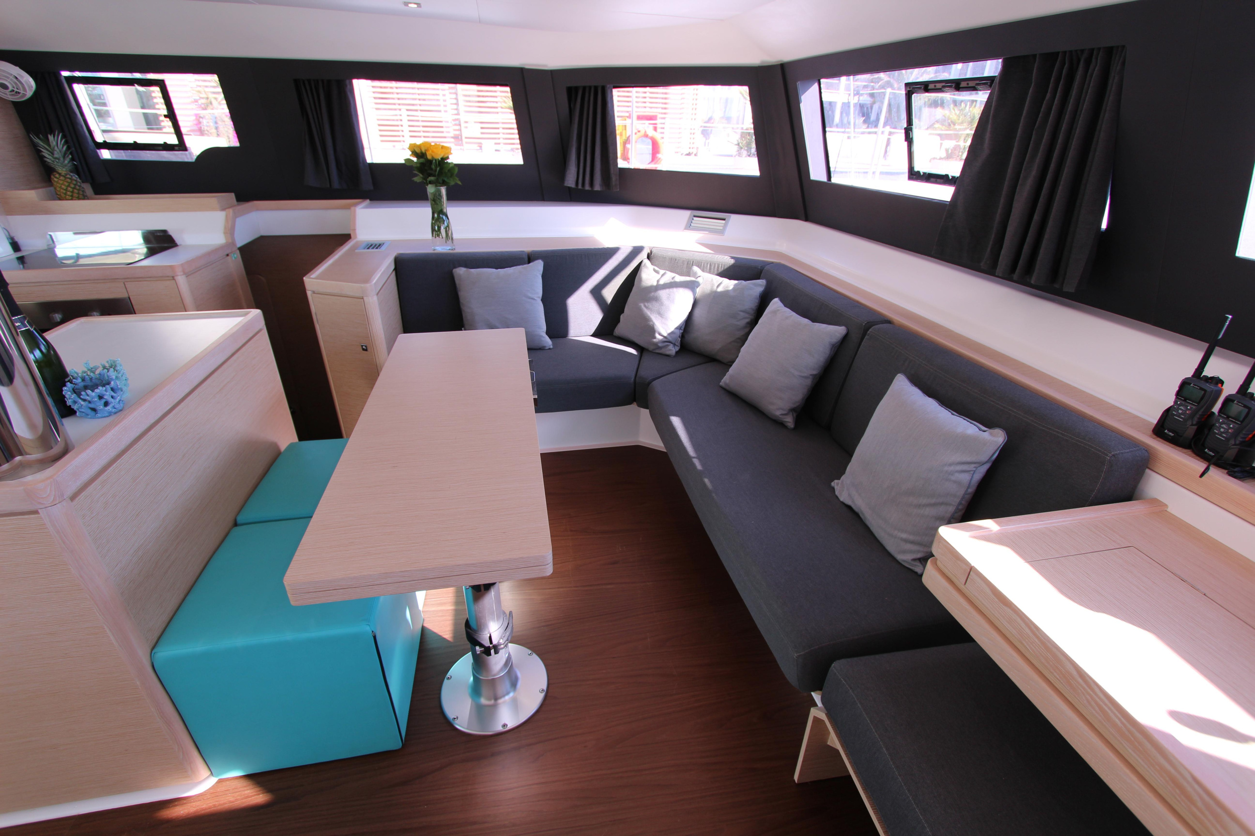 Dufour Catamaran 48 5c+5h — photo 18