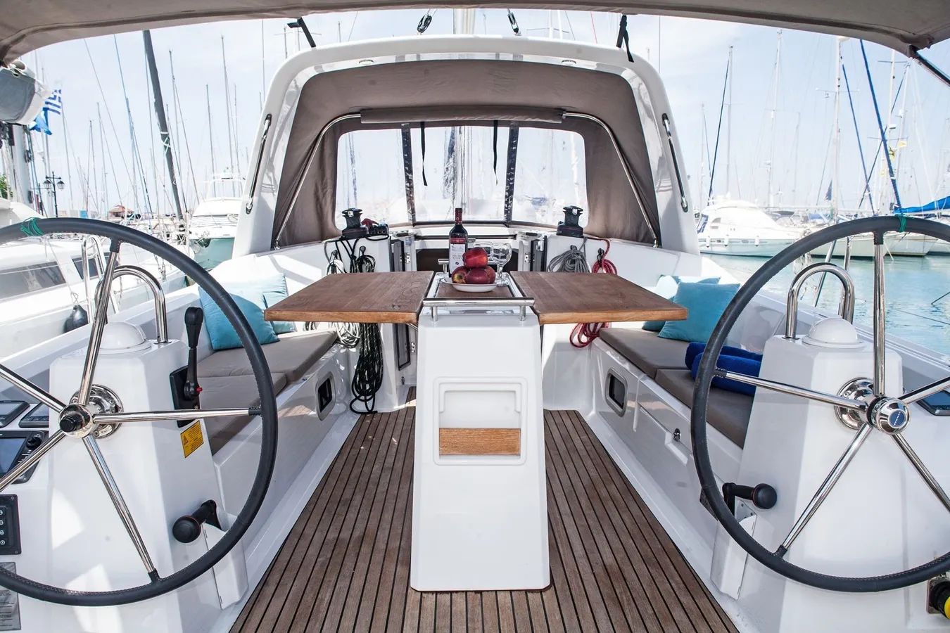 Oceanis 38 — photo 11