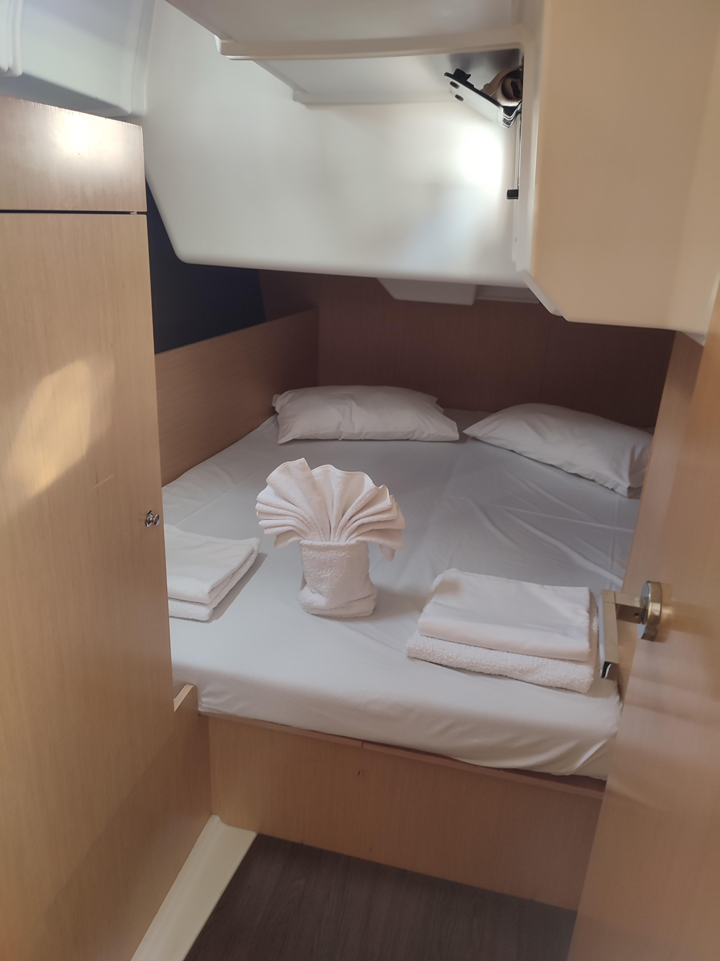 Oceanis 38 — photo 6