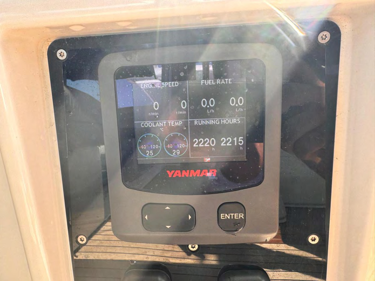 Lagoon 52F — photo 10