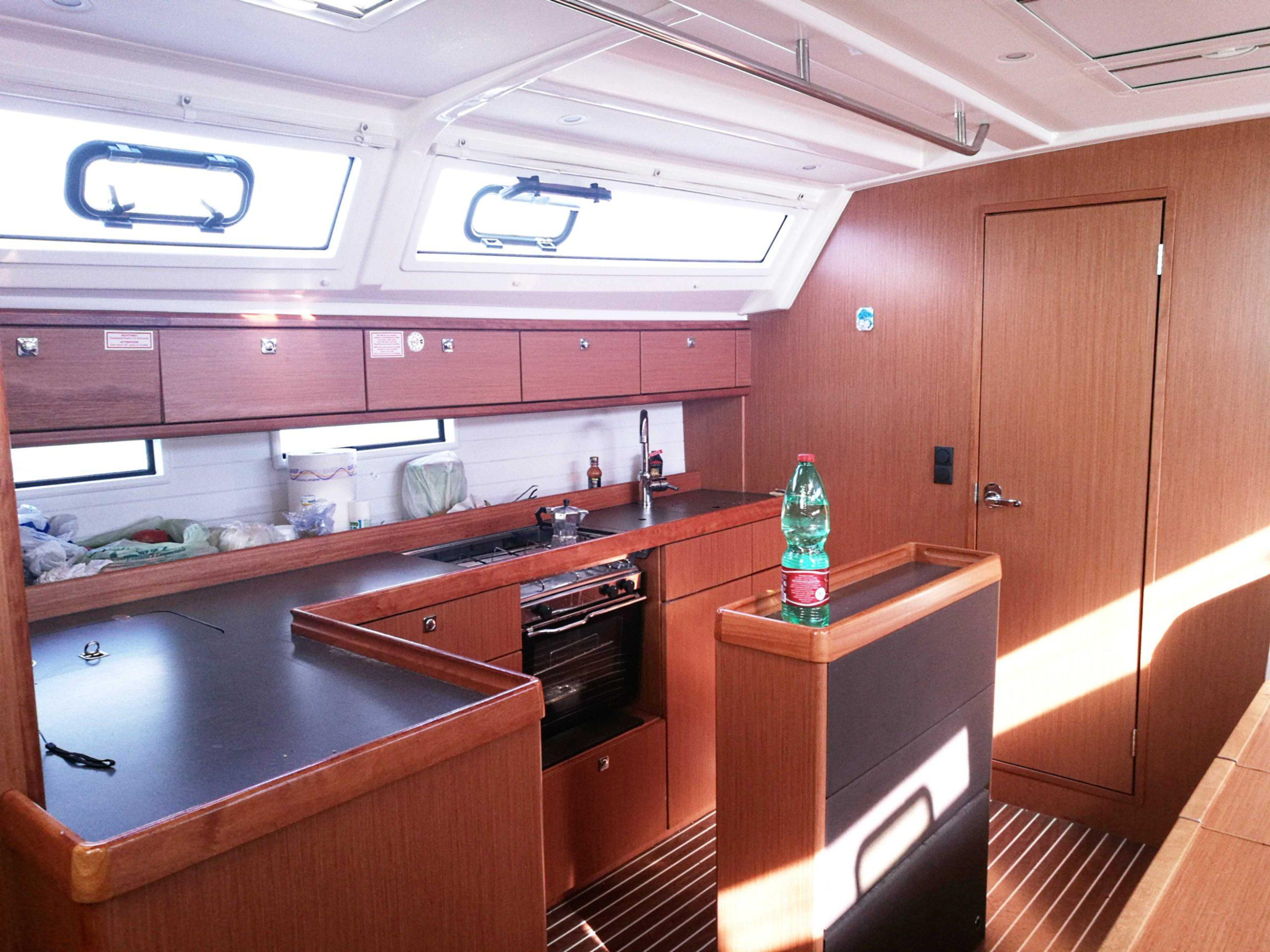 Bavaria Cruiser 46 — photo 4