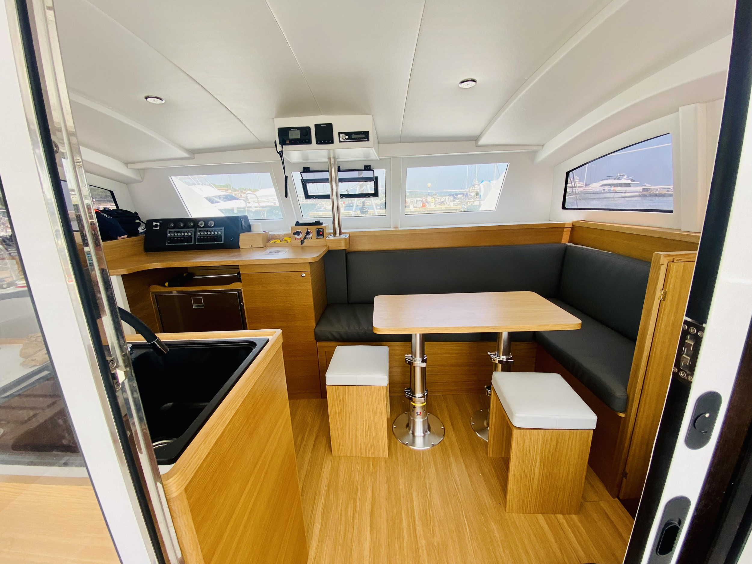 C-CAT 37 — photo 6
