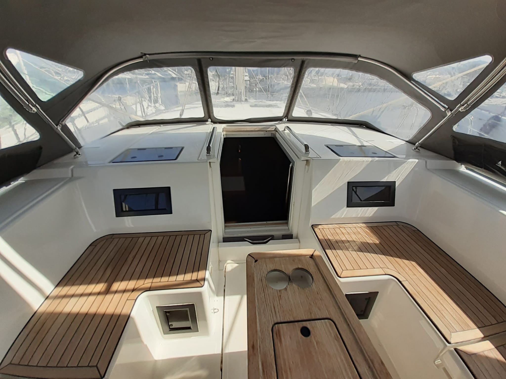 Bavaria C45 — photo 2