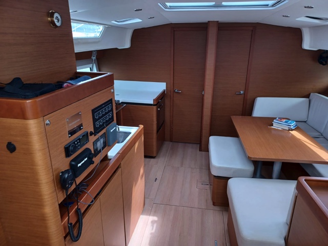 Sun Odyssey 490 — photo 6