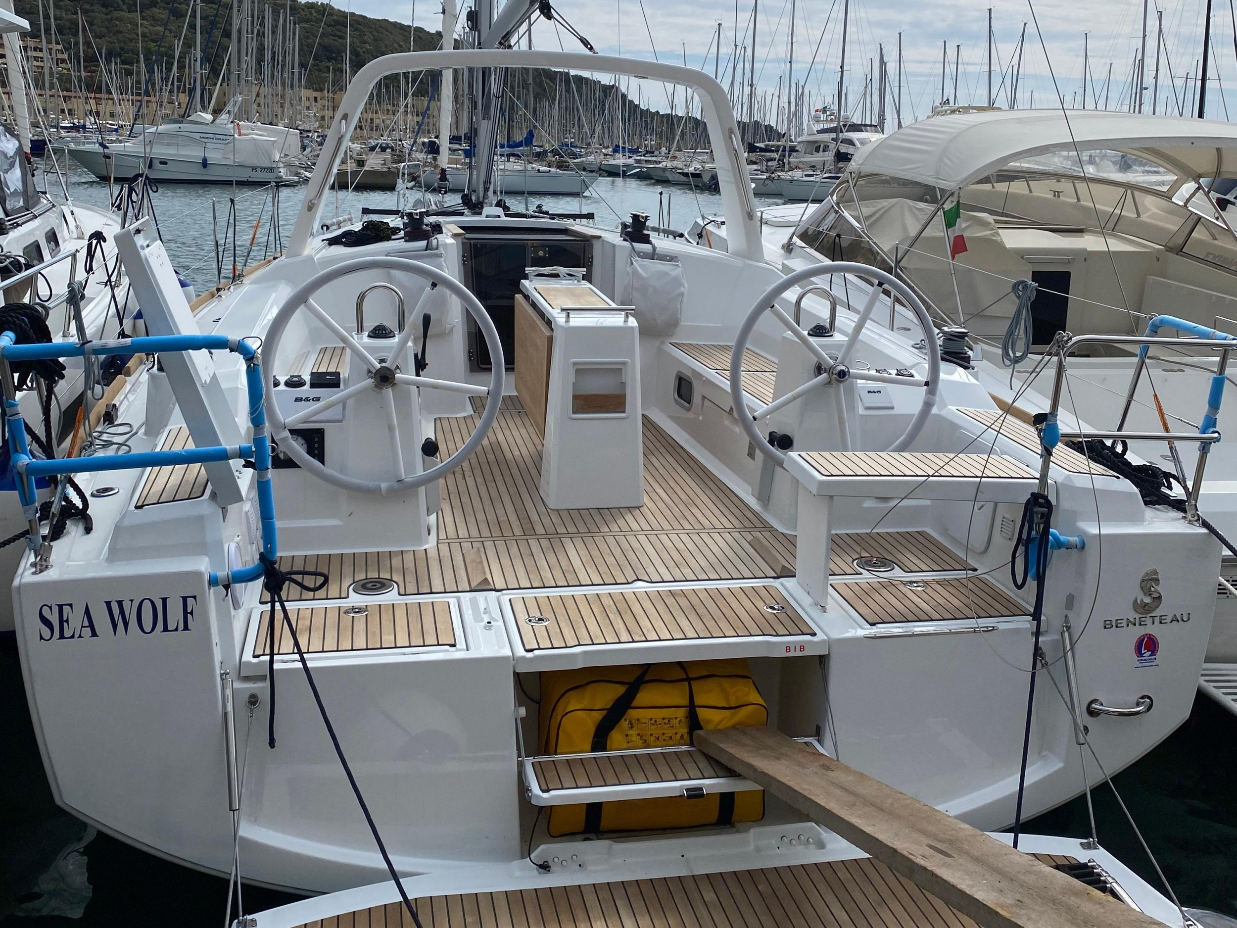 Oceanis 38.1 — photo 1