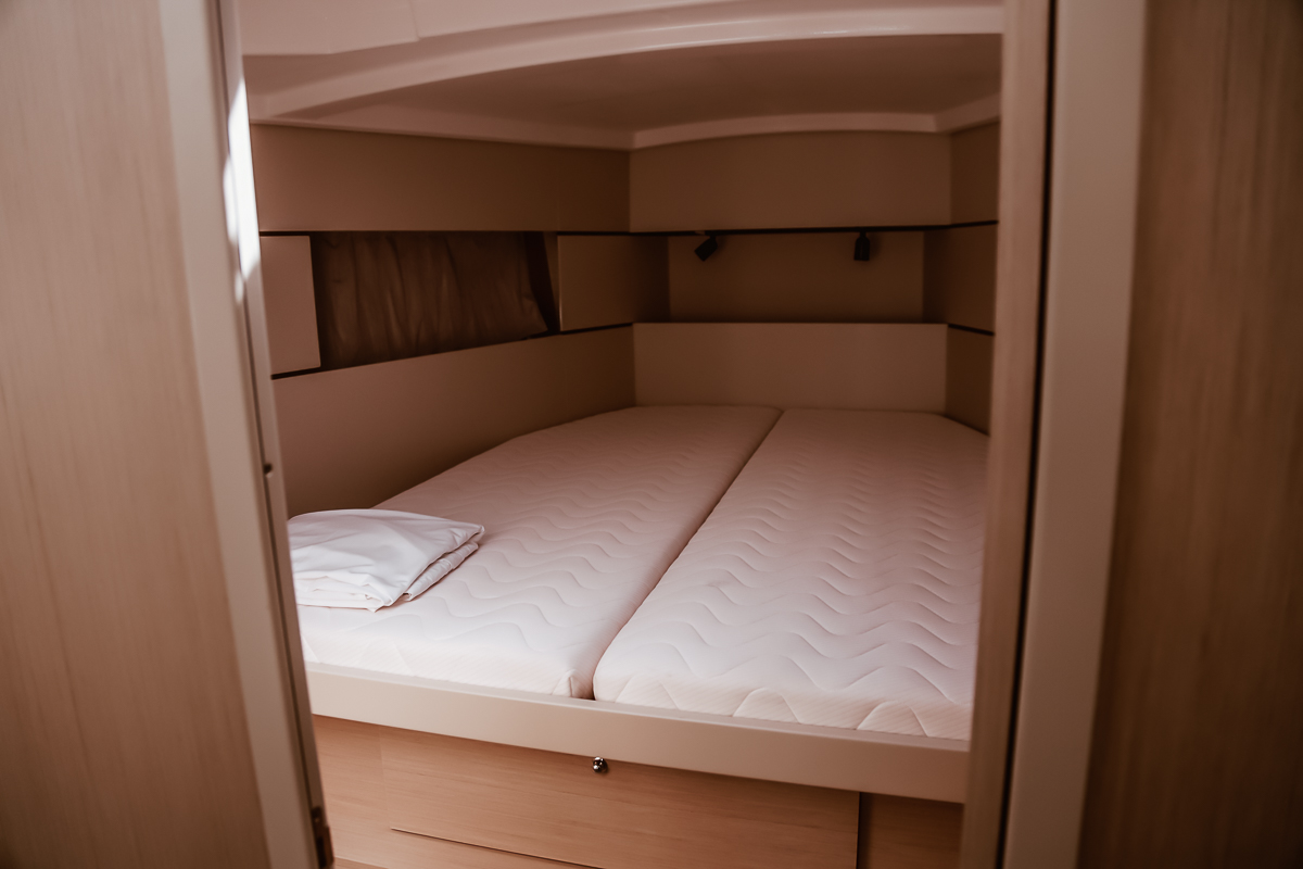 Oceanis 38.1 — photo 6