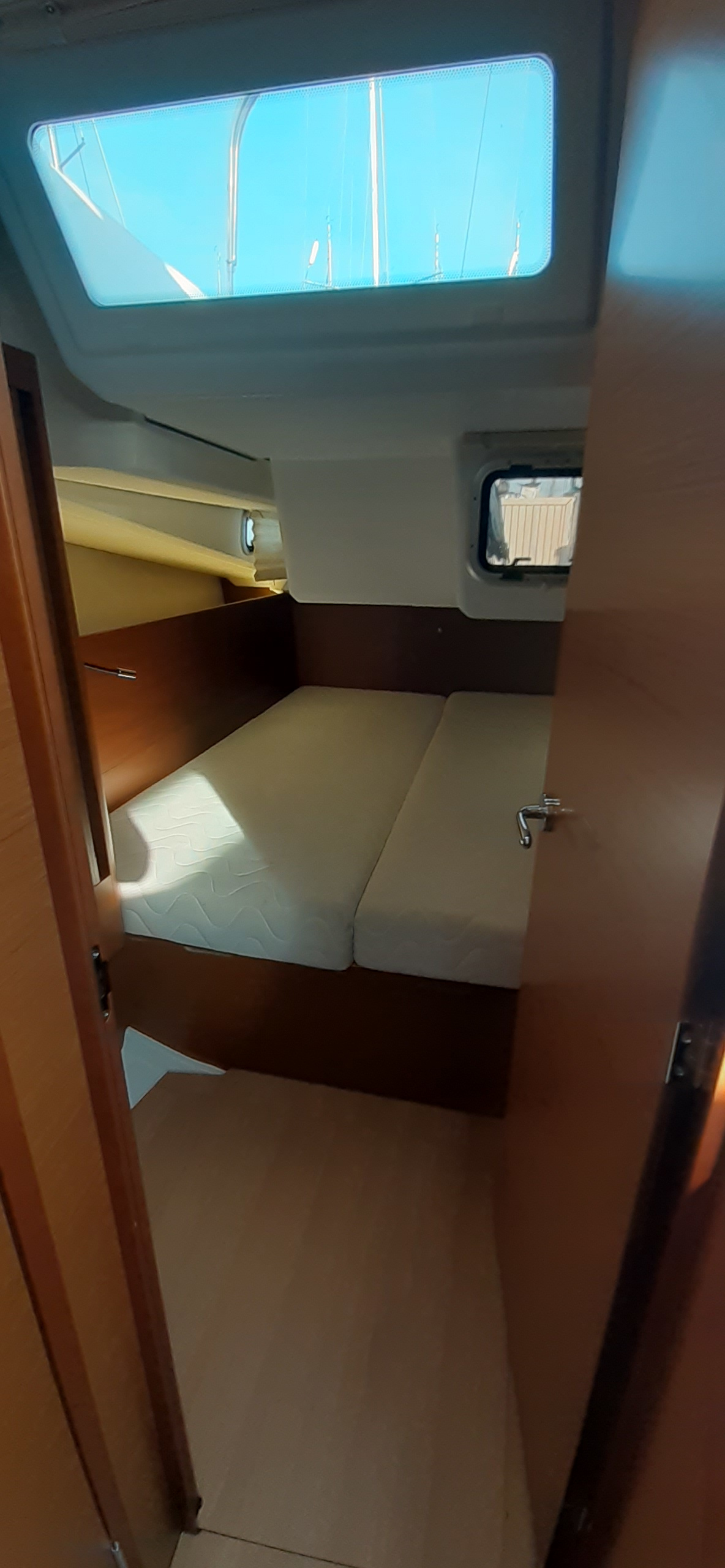 Sun Odyssey 440 — photo 5
