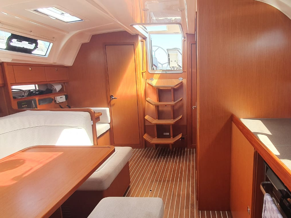 Bavaria Cruiser 41 — photo 5