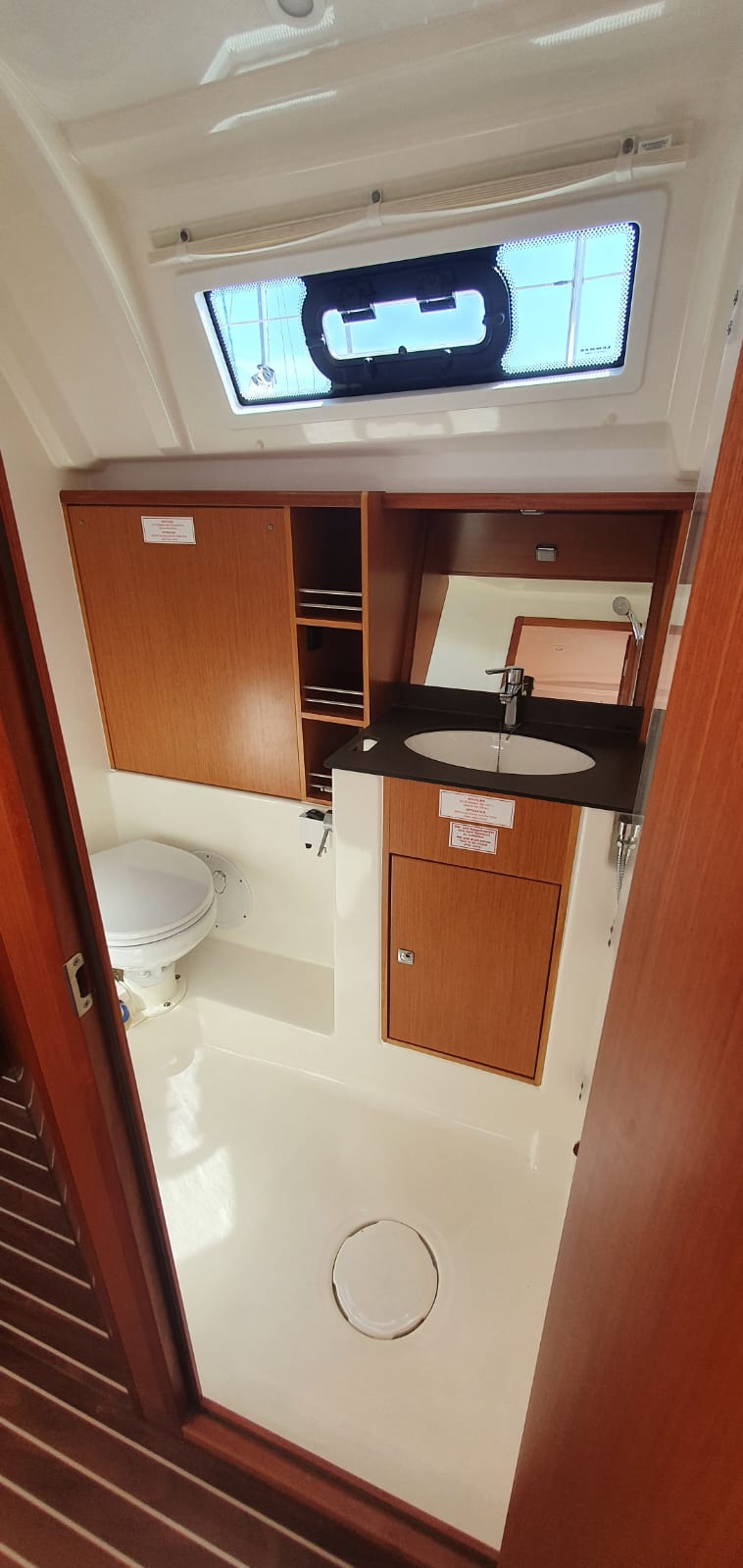 Bavaria Cruiser 41 — photo 6