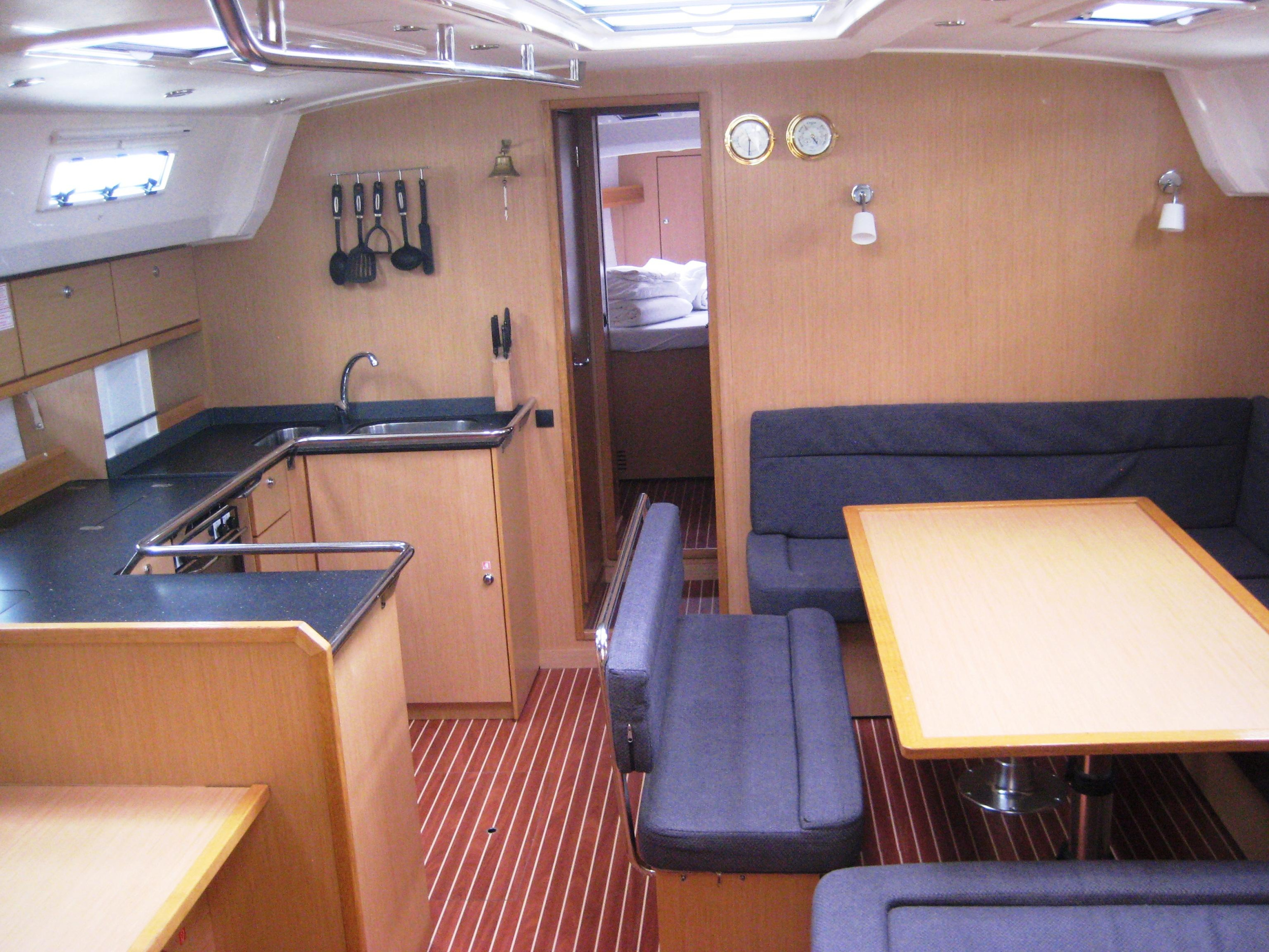 Bavaria Cruiser 51 — photo 10