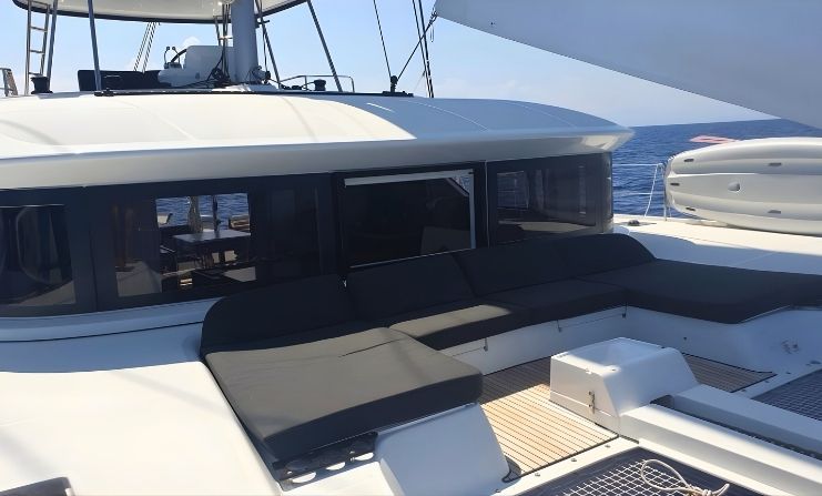 Lagoon 50 — photo 28