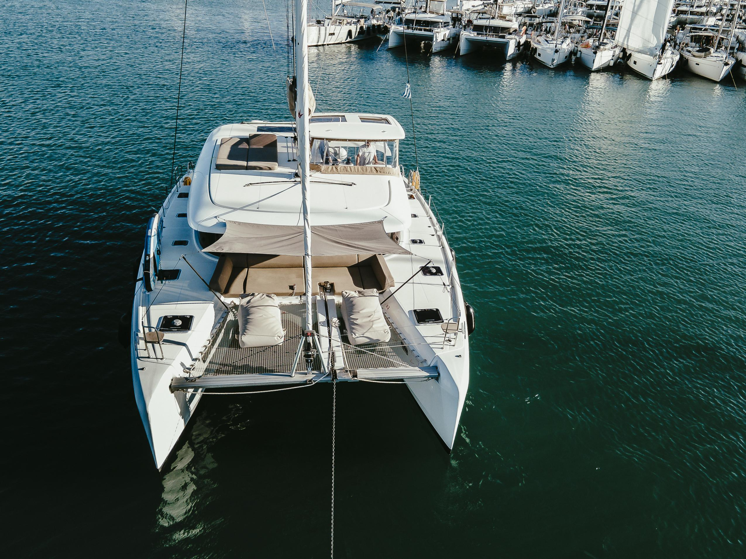 Lagoon 42 — photo 17