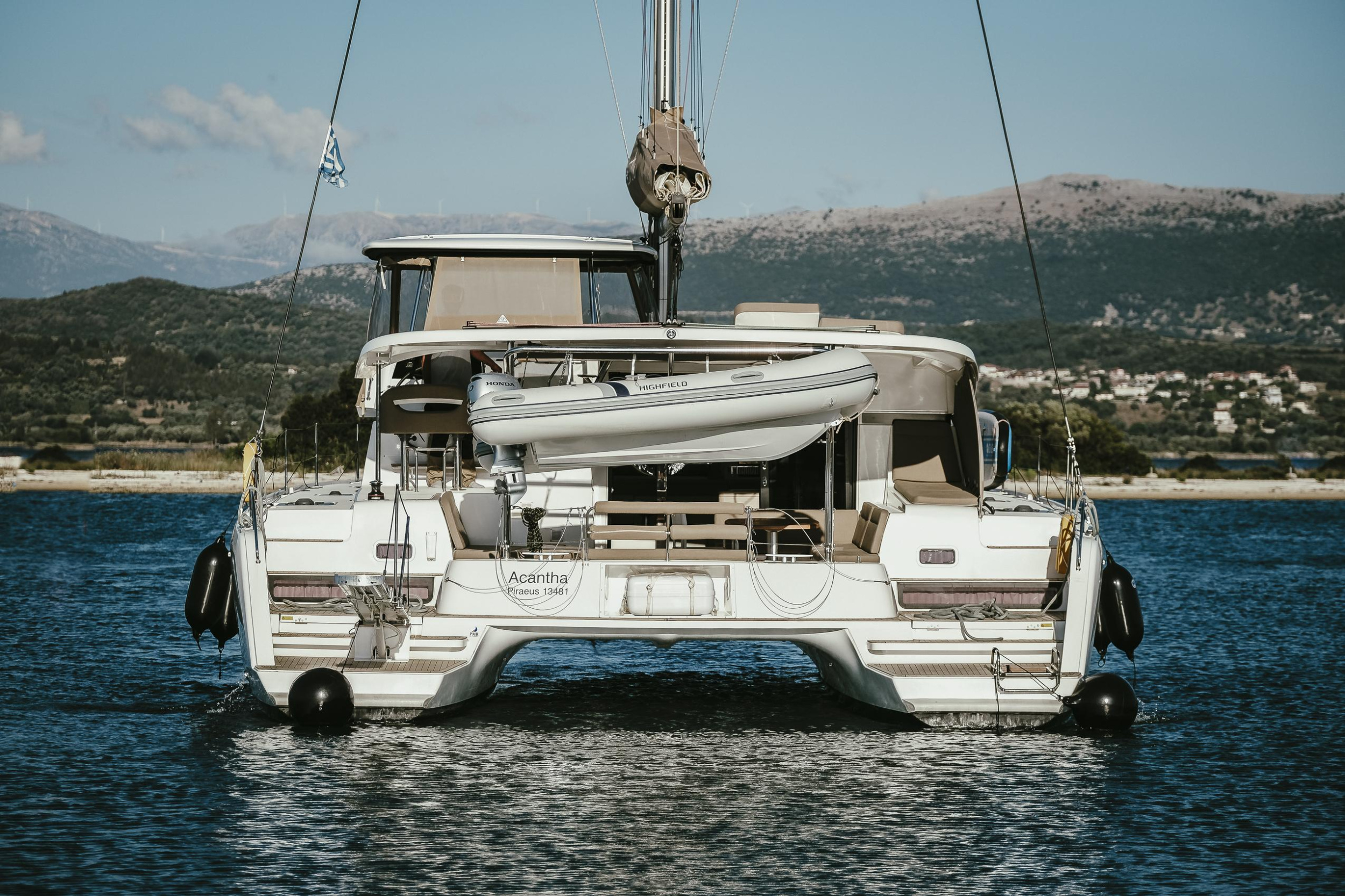 Lagoon 42 — photo 7