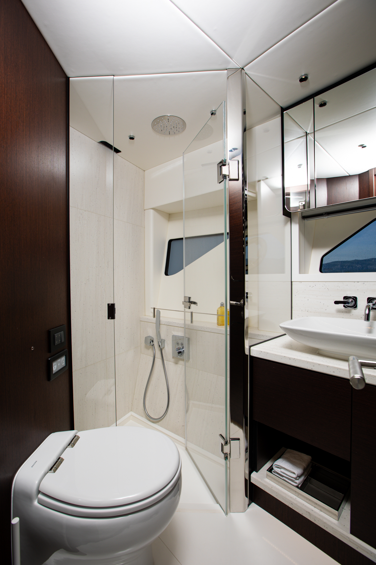 Sunseeker 65 — photo 9