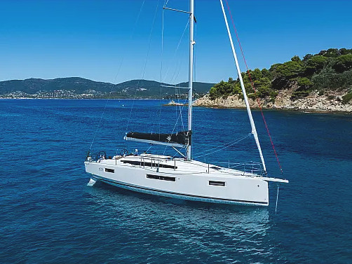 Sun Odyssey 415 Performance — photo 1