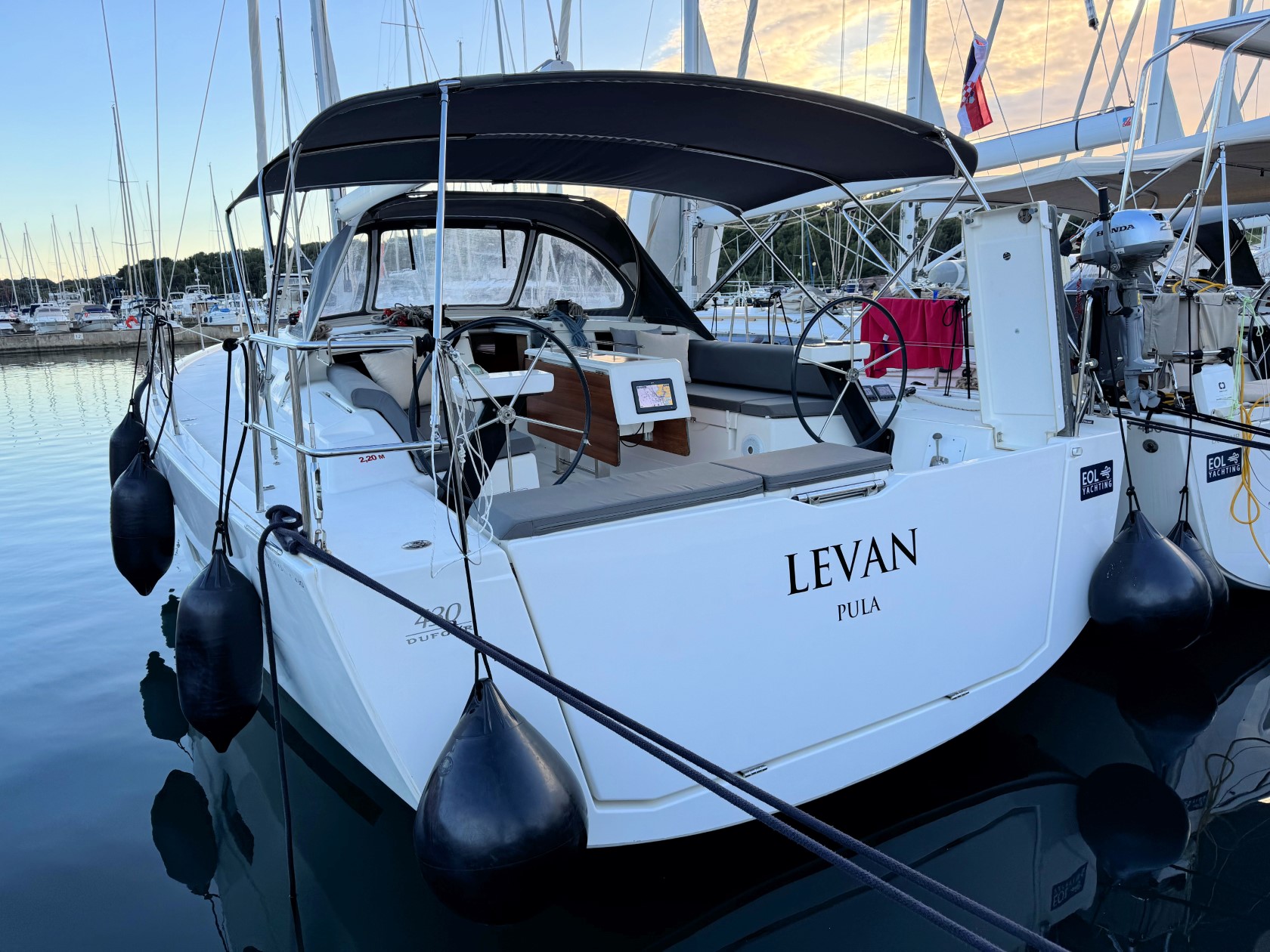 Dufour 430 Grand Large — photo 26