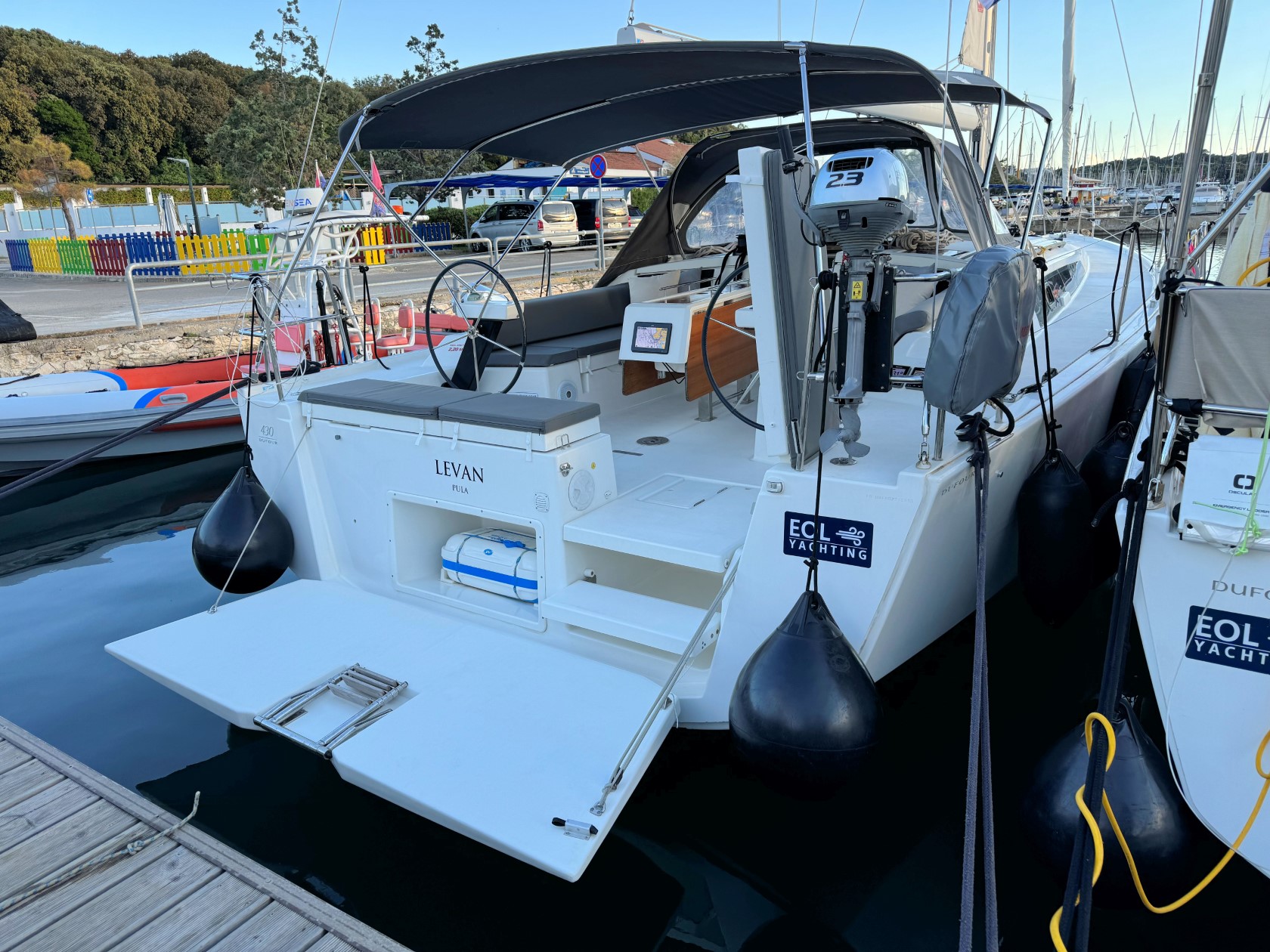 Dufour 430 Grand Large — photo 22