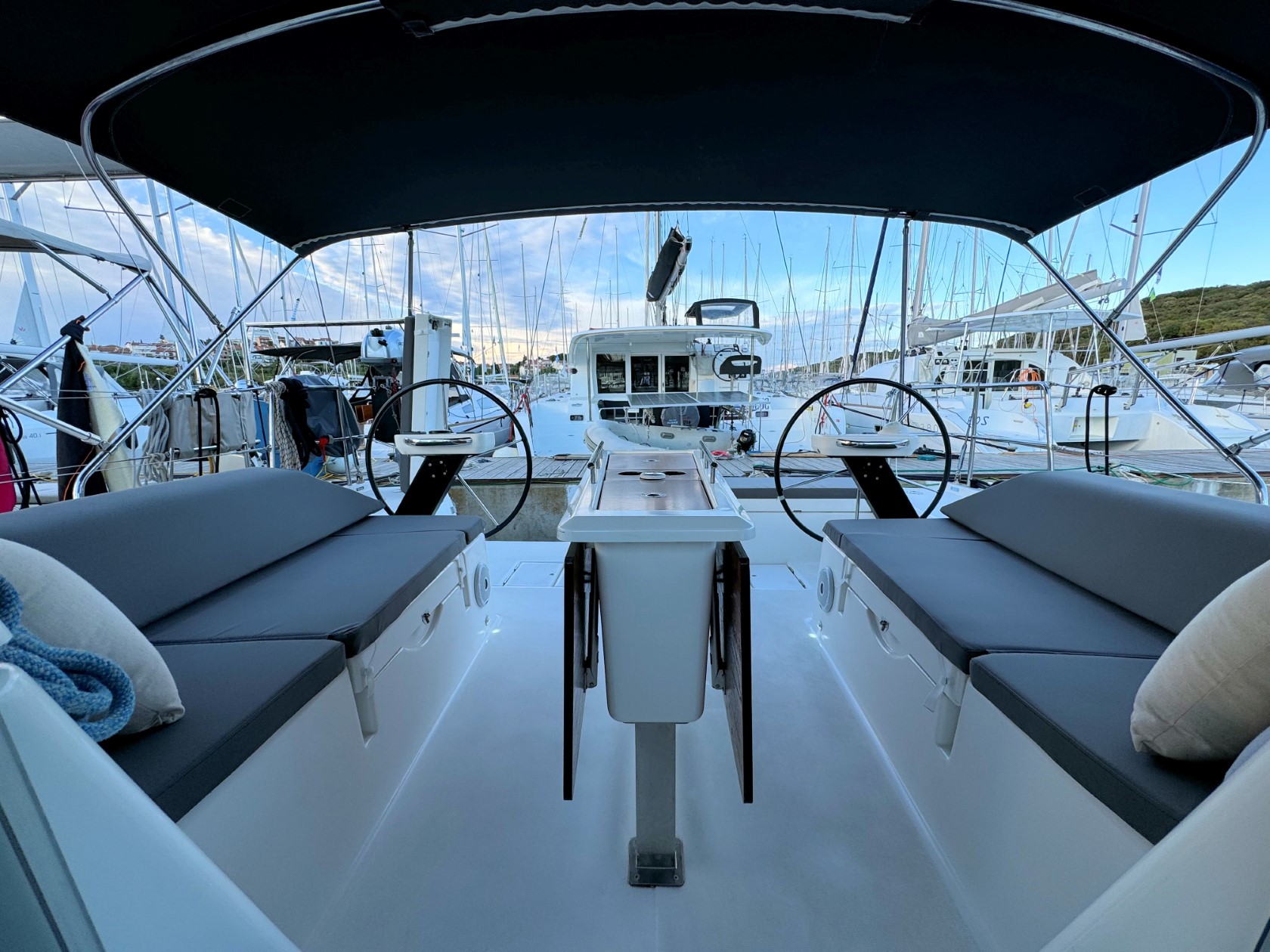 Dufour 430 Grand Large — photo 7