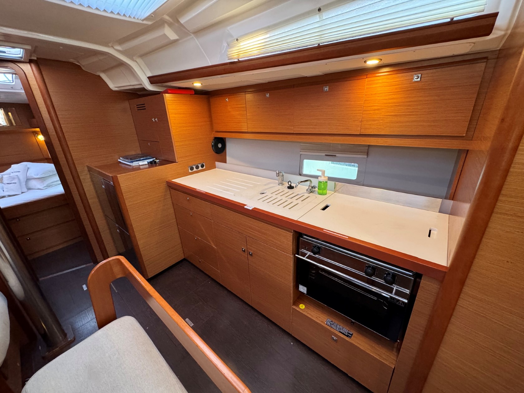 Dufour 430 Grand Large — photo 28