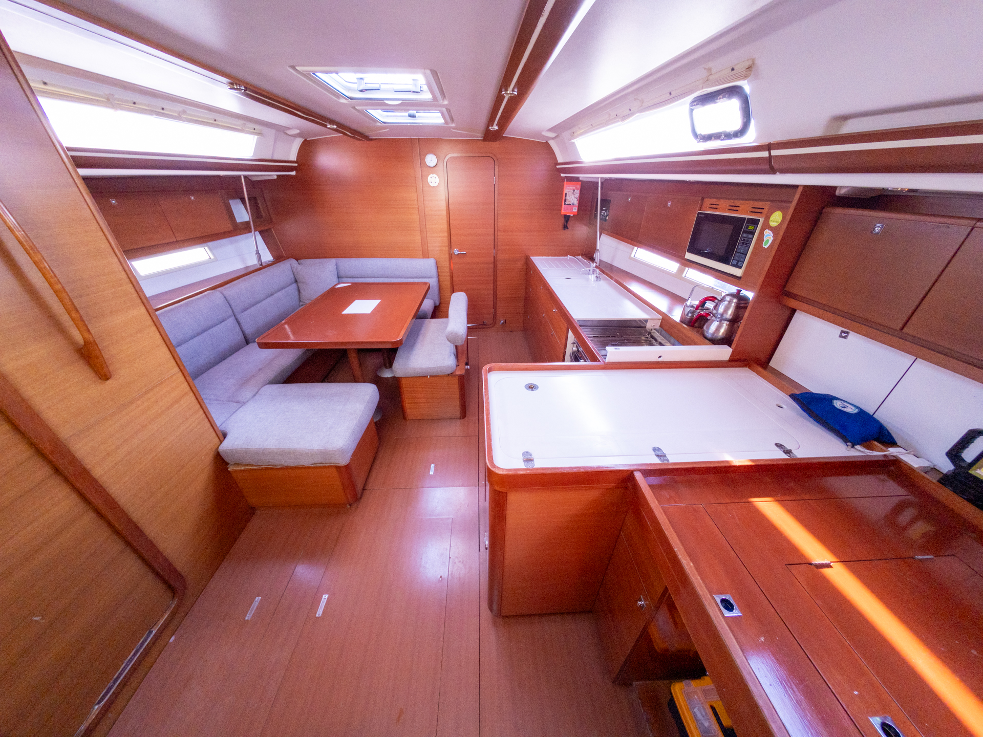 Dufour 450 Grand Large — photo 7
