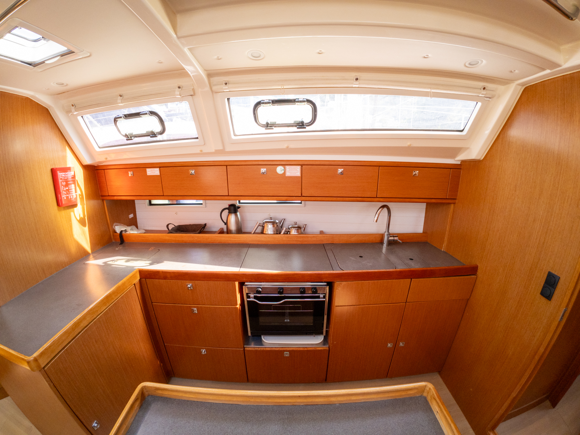 Bavaria 46 C — photo 22
