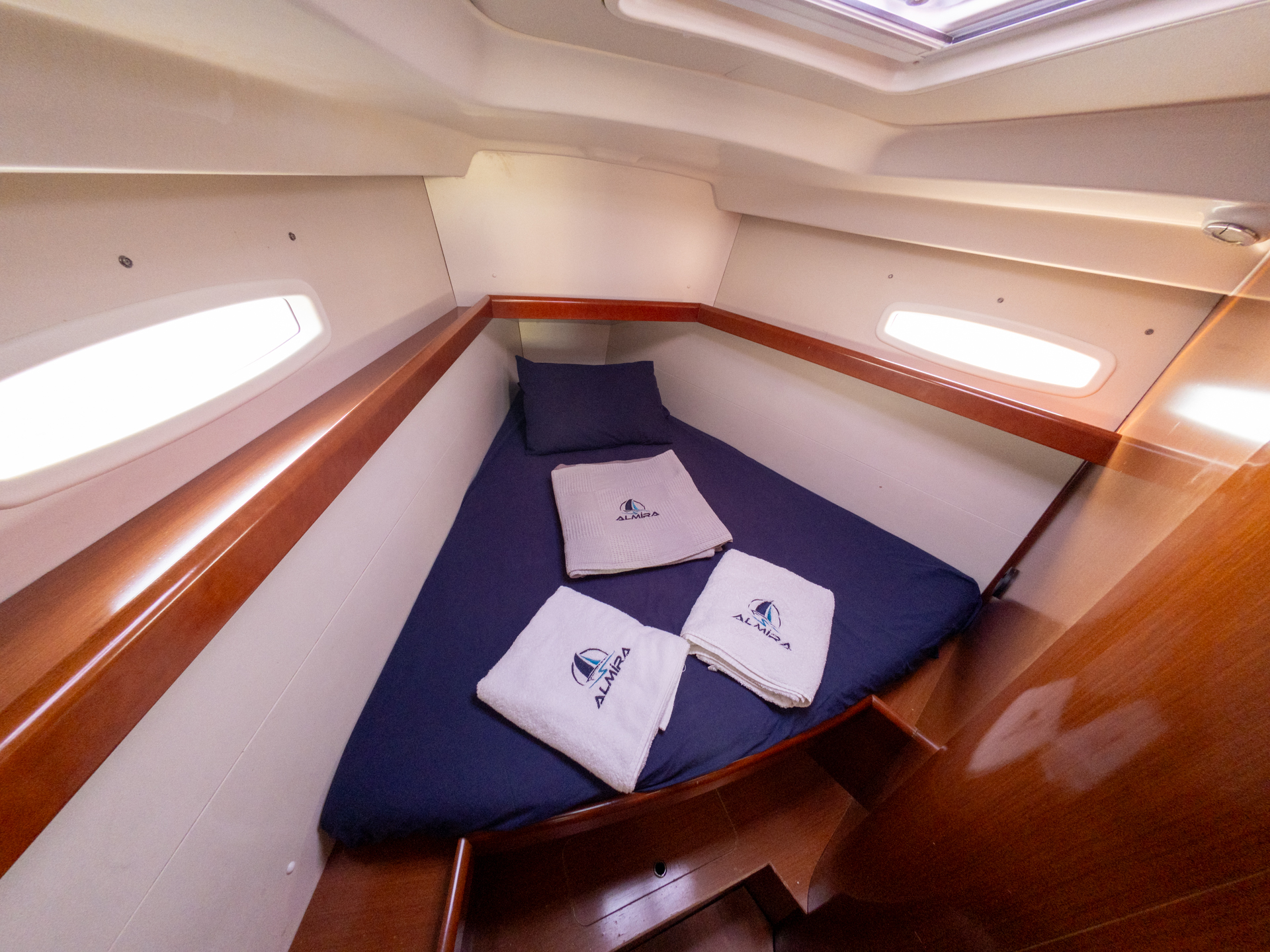 Oceanis 40 — photo 6