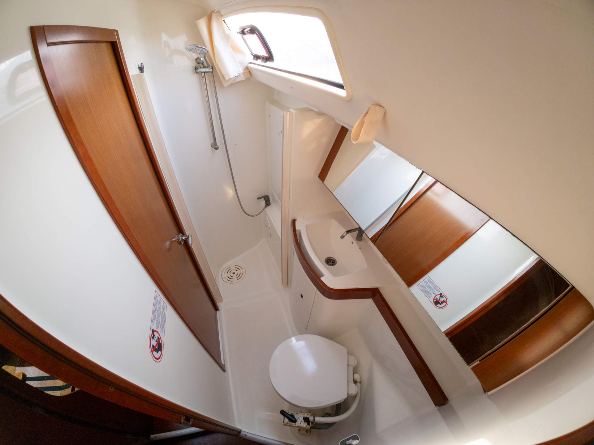 Oceanis 40 — photo 11