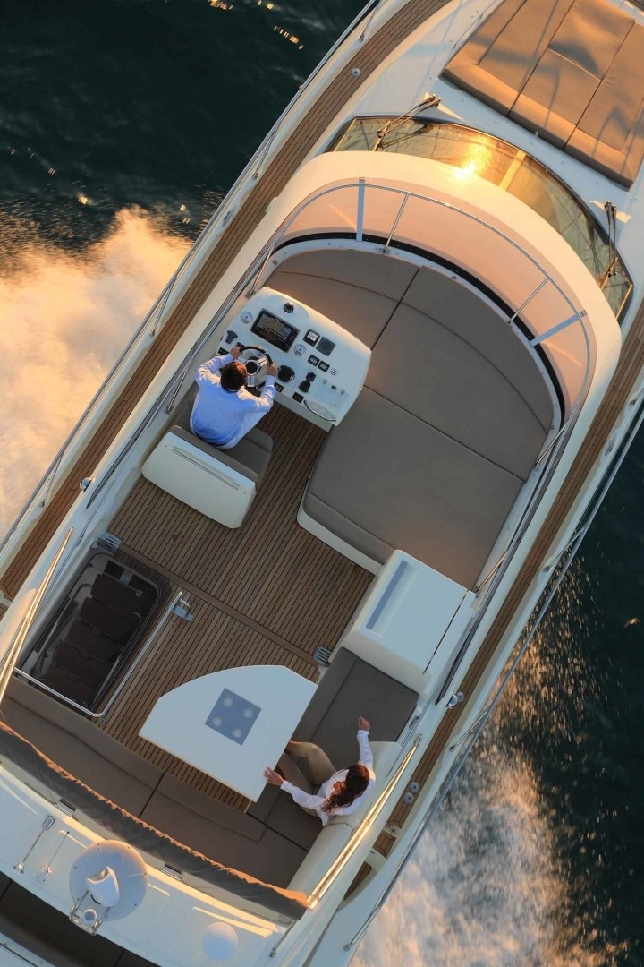 Prestige 450 Fly — photo 2